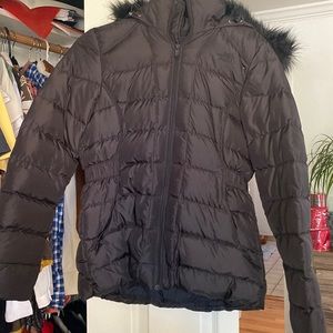 North face womens down jacket w/ fur hood